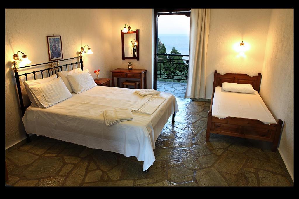Mando Beachfront Stafylos Phòng bức ảnh